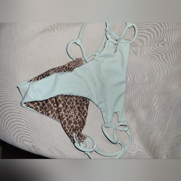 Acacia bottom - Picture 4 of 6